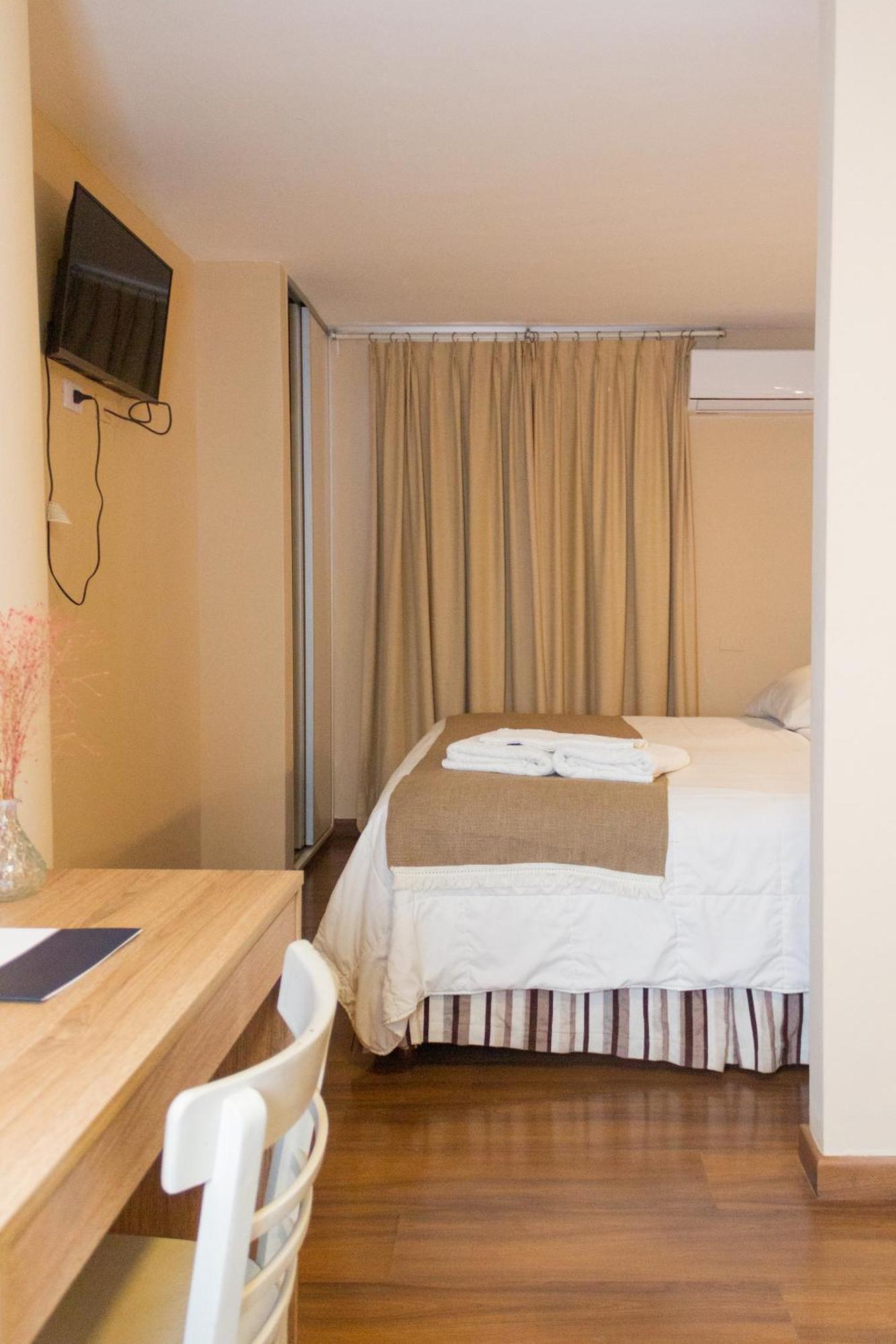 Hotel Mediterraneo Сан-Мигель-де-Тукуман Экстерьер фото